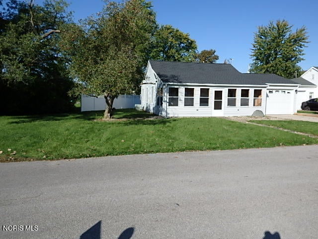 800 Wemor Avenue