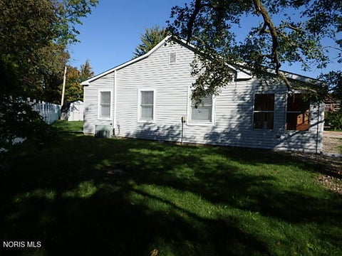 Tiny photo for 800 Wemor Avenue, Defiance, OH 43512 (MLS # 10014376)