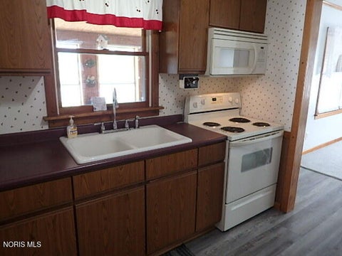 Tiny photo for 800 Wemor Avenue, Defiance, OH 43512 (MLS # 10014376)