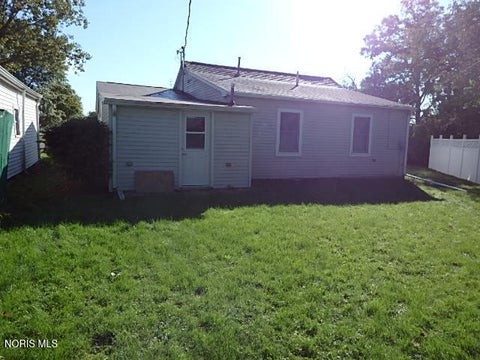 Tiny photo for 800 Wemor Avenue, Defiance, OH 43512 (MLS # 10014376)