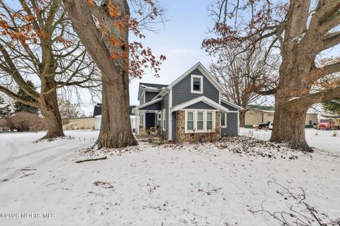 Tiny photo for 473 Dame Street, Wauseon, OH 43567 (MLS # 10002888)