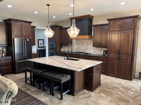 Tiny photo for 4045 Coder Cove Court, Maumee, OH 43537 (MLS # 10011043)