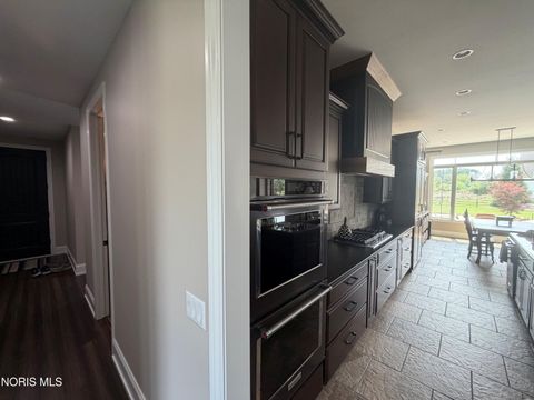 Tiny photo for 4045 Coder Cove Court, Maumee, OH 43537 (MLS # 10011043)