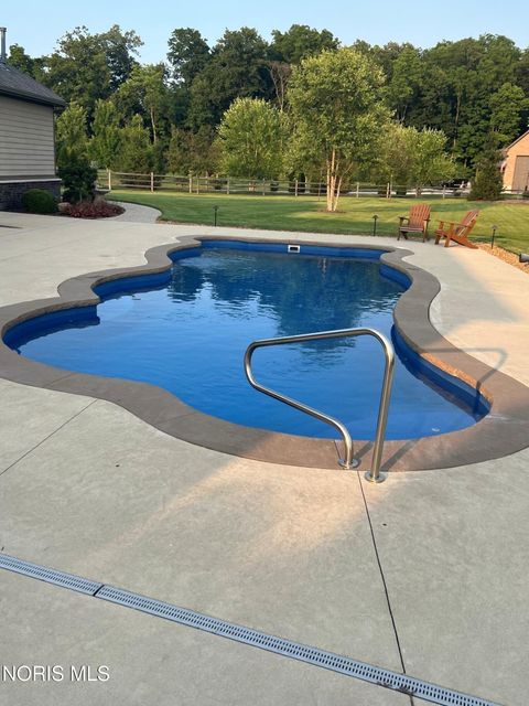 Tiny photo for 4045 Coder Cove Court, Maumee, OH 43537 (MLS # 10011043)