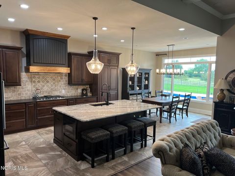 Tiny photo for 4045 Coder Cove Court, Maumee, OH 43537 (MLS # 10011043)