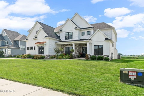 Tiny photo for 109 Old Dover Road, Perrysburg, OH 43551 (MLS # 10012957)
