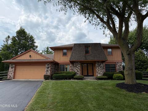 Photo of 411 Hertford Court, Maumee, OH 43537 (MLS # 10010369)