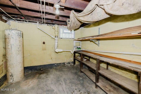 Tiny photo for 735 Gould Street, Northwood, OH 43619 (MLS # 10014699)