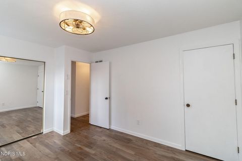 Tiny photo for 28570 Simmons Road, Perrysburg, OH 43551 (MLS # 10009997)