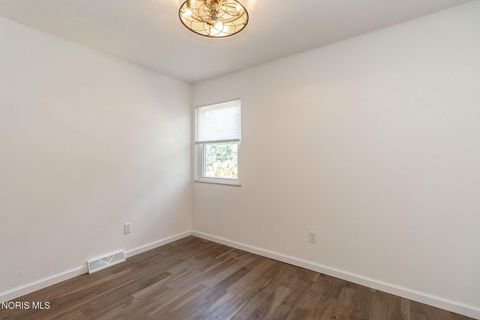 Tiny photo for 28570 Simmons Road, Perrysburg, OH 43551 (MLS # 10009997)