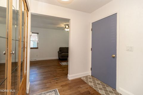 Tiny photo for 28570 Simmons Road, Perrysburg, OH 43551 (MLS # 10009997)