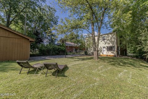 Tiny photo for 28570 Simmons Road, Perrysburg, OH 43551 (MLS # 10009997)