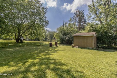 Tiny photo for 28570 Simmons Road, Perrysburg, OH 43551 (MLS # 10009997)