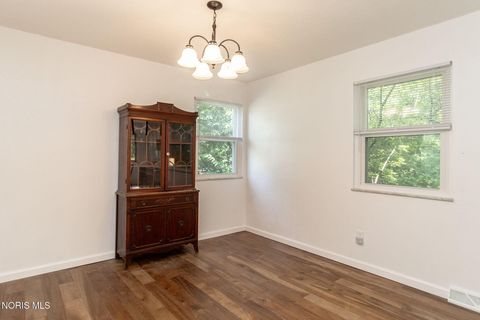Tiny photo for 28570 Simmons Road, Perrysburg, OH 43551 (MLS # 10009997)