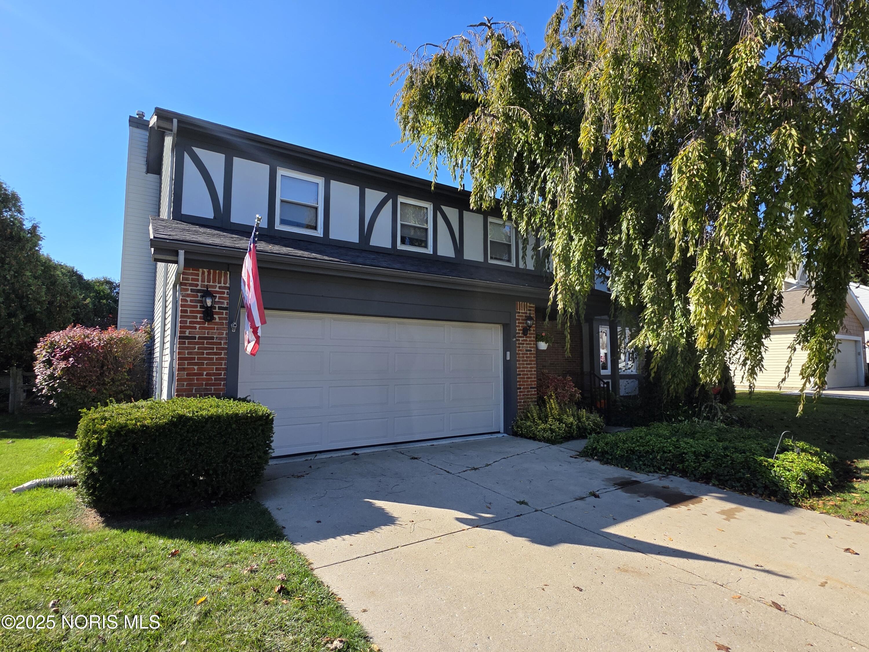 6025 Hawthorne Drive