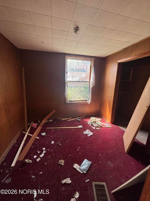 Tiny photo for 125 E Oakland Street, Toledo, OH 43608 (MLS # 10003594)