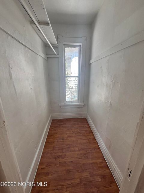 Tiny photo for 125 E Oakland Street, Toledo, OH 43608 (MLS # 10003594)