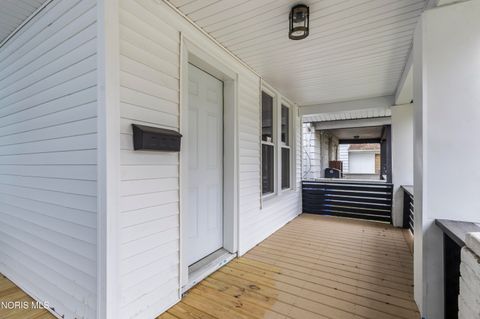 Tiny photo for 1045 Orchard Street, Toledo, OH 43609 (MLS # 10006329)