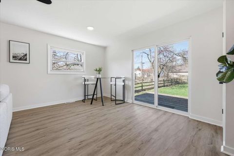 Tiny photo for 5232 Fortune Drive, Toledo, OH 43611 (MLS # 10006541)