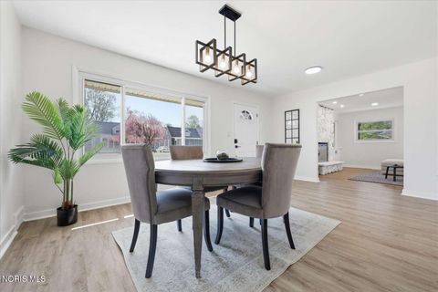 Tiny photo for 5232 Fortune Drive, Toledo, OH 43611 (MLS # 10006541)