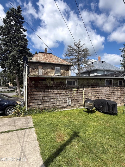 Tiny photo for 544 N Countyline Street, Fostoria, OH 44830 (MLS # 10013295)