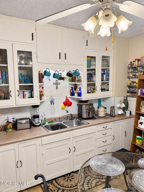 Tiny photo for 544 N Countyline Street, Fostoria, OH 44830 (MLS # 10013295)