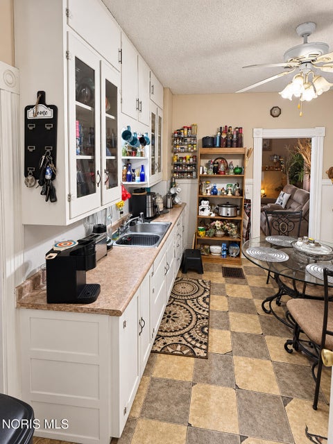 Tiny photo for 544 N Countyline Street, Fostoria, OH 44830 (MLS # 10013295)