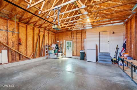 Tiny photo for 1079 Raven Road, Bowling Green, OH 43402 (MLS # 10011136)