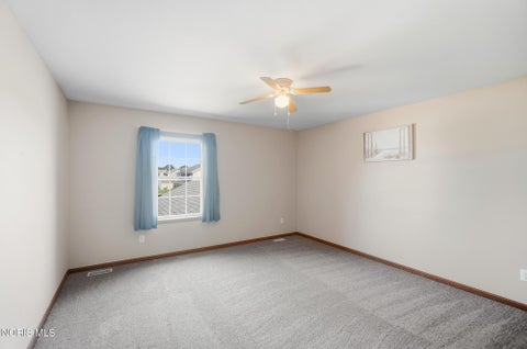 Tiny photo for 1079 Raven Road, Bowling Green, OH 43402 (MLS # 10011136)