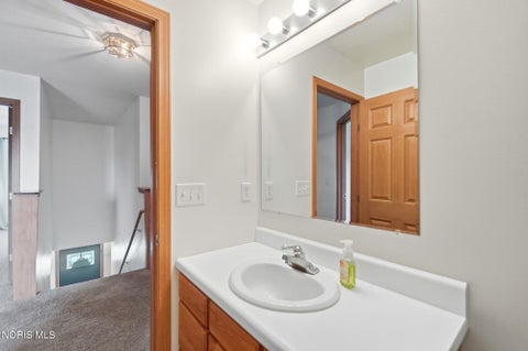 Tiny photo for 1079 Raven Road, Bowling Green, OH 43402 (MLS # 10011136)