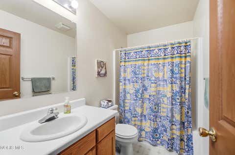 Tiny photo for 1079 Raven Road, Bowling Green, OH 43402 (MLS # 10011136)