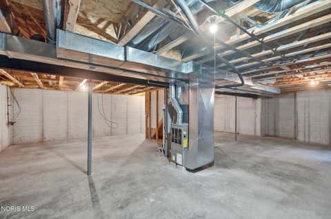 Tiny photo for 1079 Raven Road, Bowling Green, OH 43402 (MLS # 10011136)