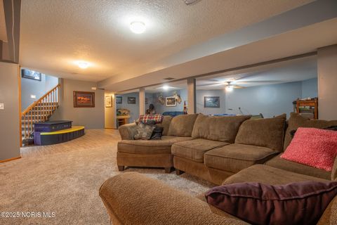 Tiny photo for 2332 County Road E Rd, Edgerton, OH 43517 (MLS # 10002041)