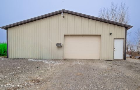 Tiny photo for 2332 County Road E Rd, Edgerton, OH 43517 (MLS # 10002041)