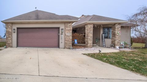 Photo of 2332 County Road E Rd, Edgerton, OH 43517 (MLS # 10002041)