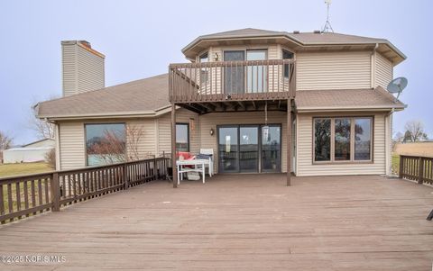 Tiny photo for 2332 County Road E Rd, Edgerton, OH 43517 (MLS # 10002041)