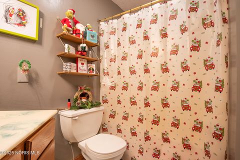 Tiny photo for 2332 County Road E Rd, Edgerton, OH 43517 (MLS # 10002041)