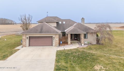 Tiny photo for 2332 County Road E Rd, Edgerton, OH 43517 (MLS # 10002041)