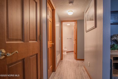 Tiny photo for 2332 County Road E Rd, Edgerton, OH 43517 (MLS # 10002041)