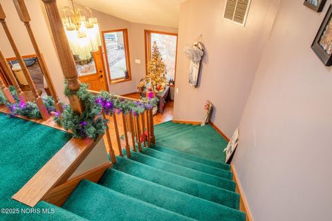 Tiny photo for 2332 County Road E Rd, Edgerton, OH 43517 (MLS # 10002041)