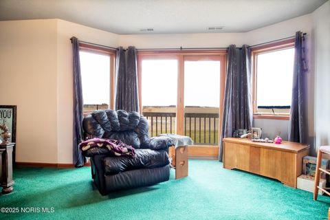 Tiny photo for 2332 County Road E Rd, Edgerton, OH 43517 (MLS # 10002041)