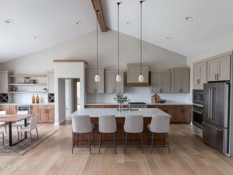 Tiny photo for 8513 Alyssa Way, Monclova, OH 43542 (MLS # 10005638)