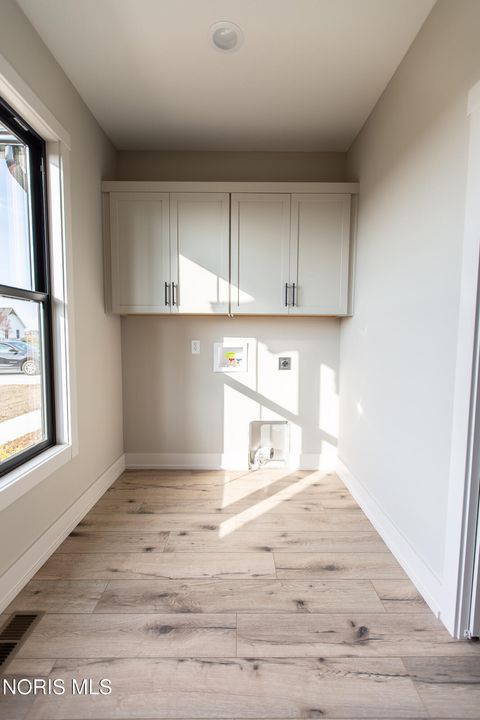 Tiny photo for 8513 Alyssa Way, Monclova, OH 43542 (MLS # 10005638)