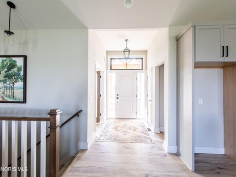 Tiny photo for 8513 Alyssa Way, Monclova, OH 43542 (MLS # 10005638)