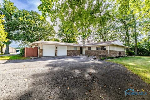Photo of 28902 Bates Road, Perrysburg, OH 43551 (MLS # 6136612)