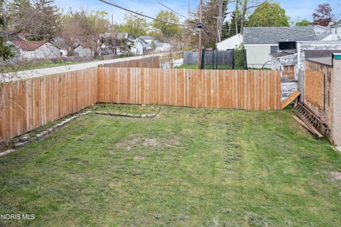 Tiny photo for 3711 Sherbrooke Road, Toledo, OH 43613 (MLS # 10006936)