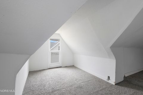 Tiny photo for 128 E Plumer Street, Toledo, OH 43605 (MLS # 10004461)