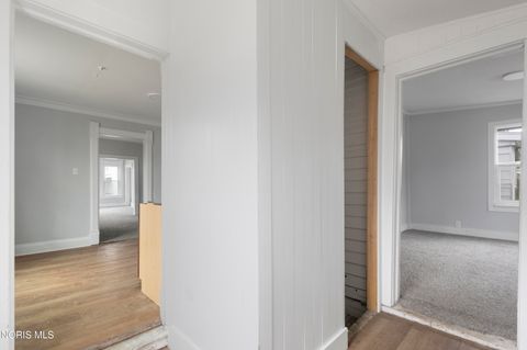 Tiny photo for 128 E Plumer Street, Toledo, OH 43605 (MLS # 10004461)