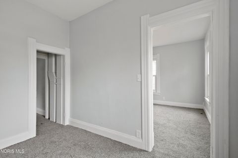 Tiny photo for 128 E Plumer Street, Toledo, OH 43605 (MLS # 10004461)