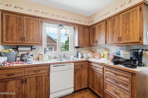 Tiny photo for 3717 Mapleway Drive, Toledo, OH 43614 (MLS # 10011216)